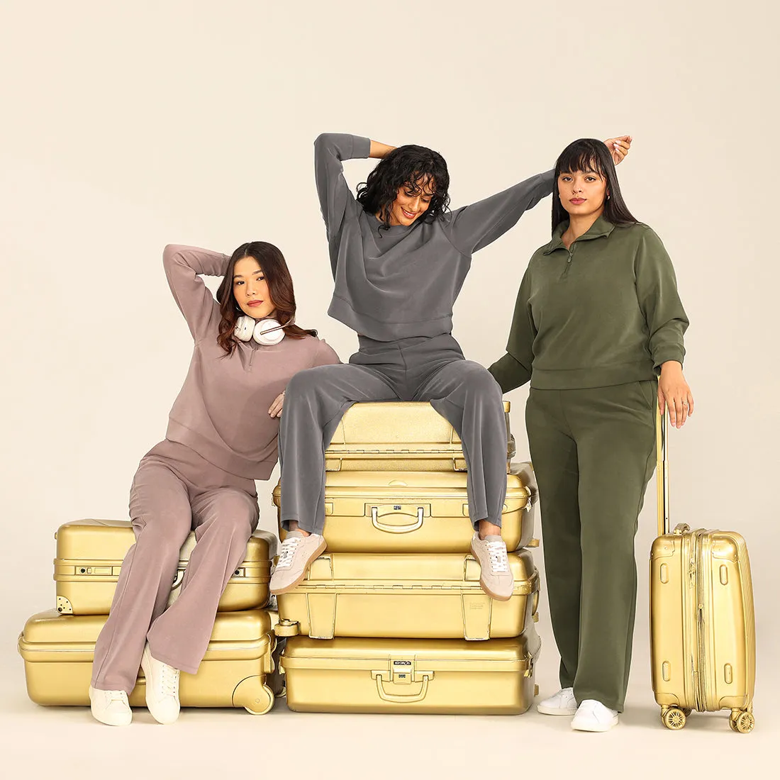 BareButter Pullover With Zipper
