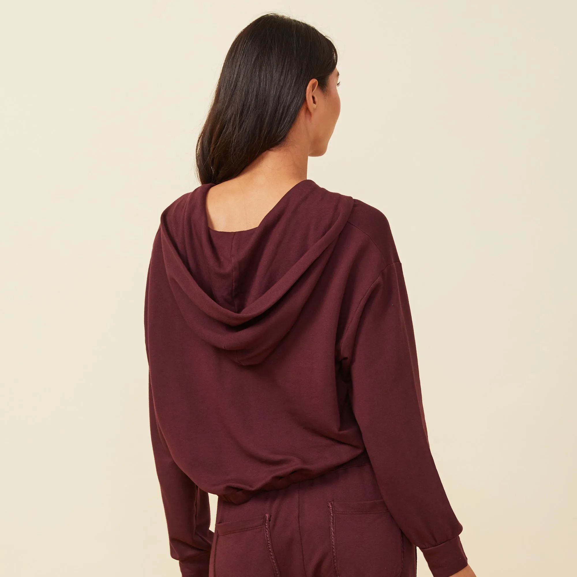 Supersoft Fleece V Hoody with Silky Piping