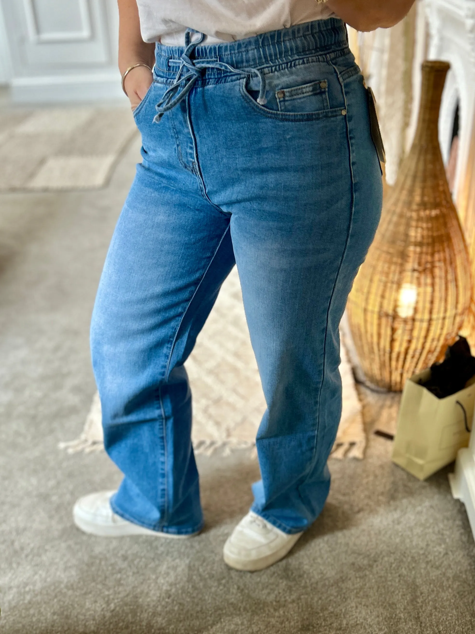 The Utimate Portrait Wide Leg Tie Waist Jeans